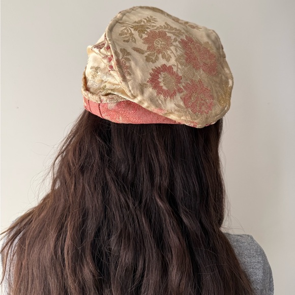 Elegant Floral Silk Cap main image 4